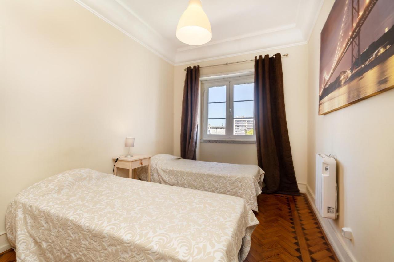 Apartamentos Lux Dinastia Lisboa Exteriör bild