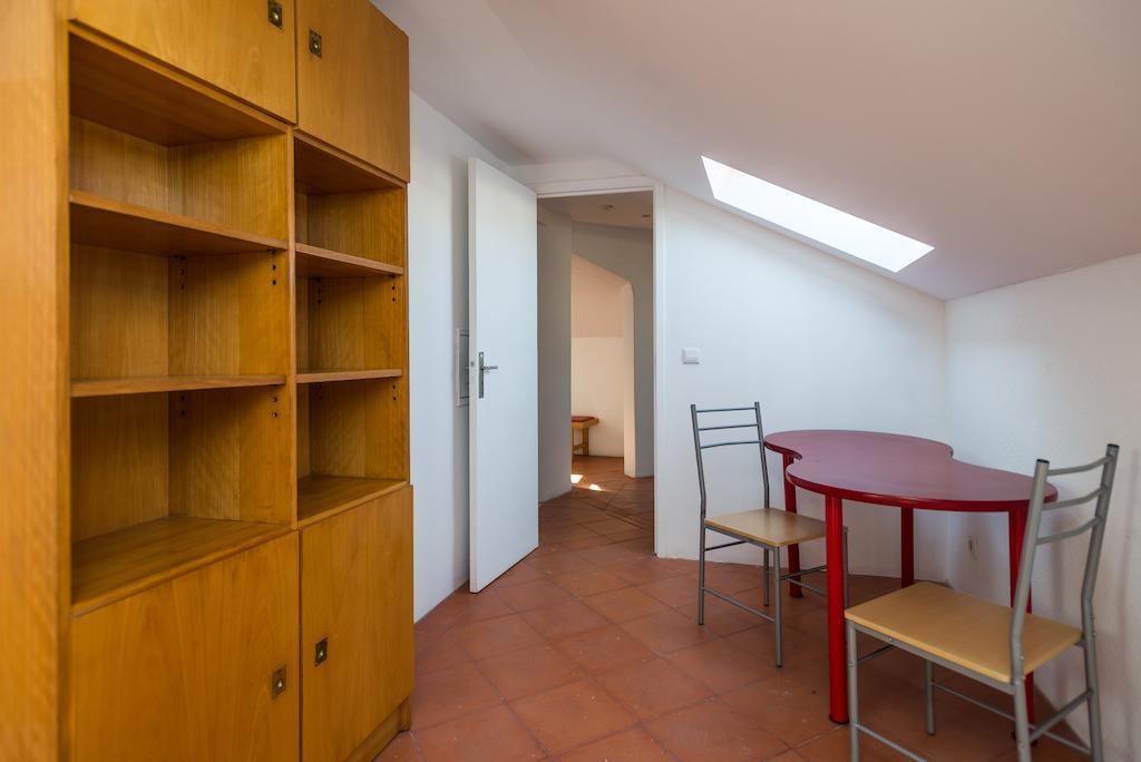 Apartamentos Lux Dinastia Lisboa Rum bild