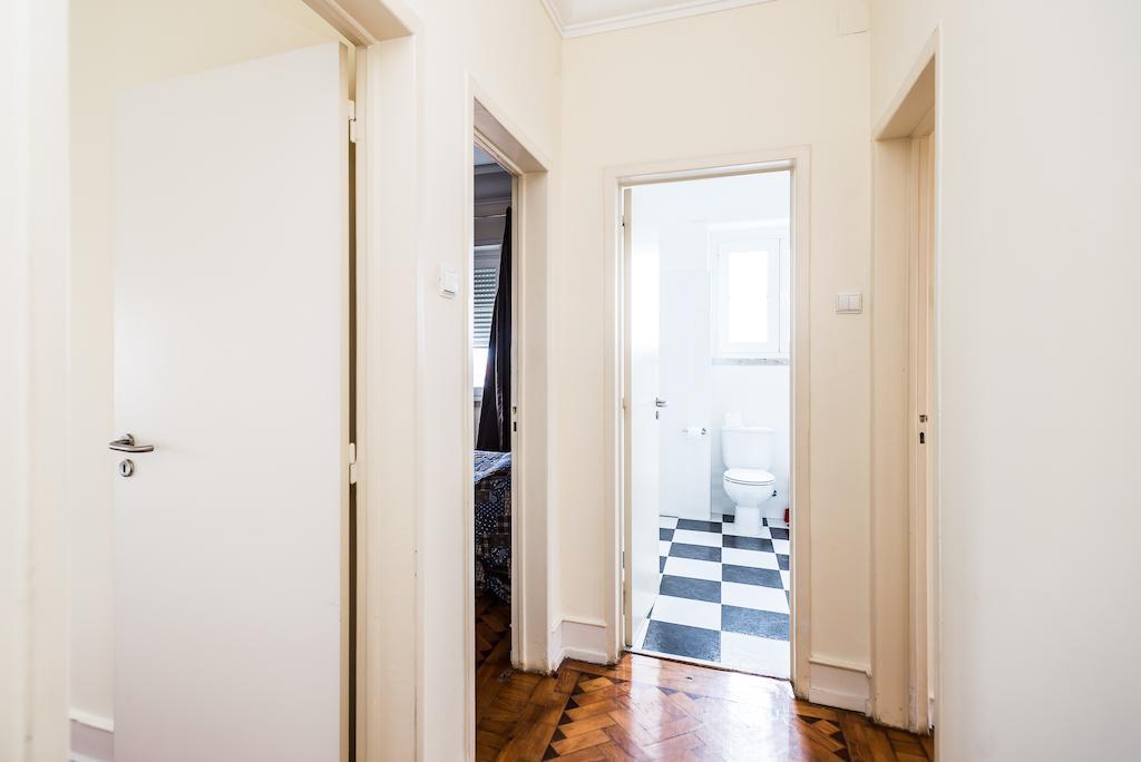 Apartamentos Lux Dinastia Lisboa Rum bild