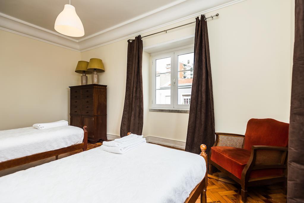 Apartamentos Lux Dinastia Lisboa Exteriör bild
