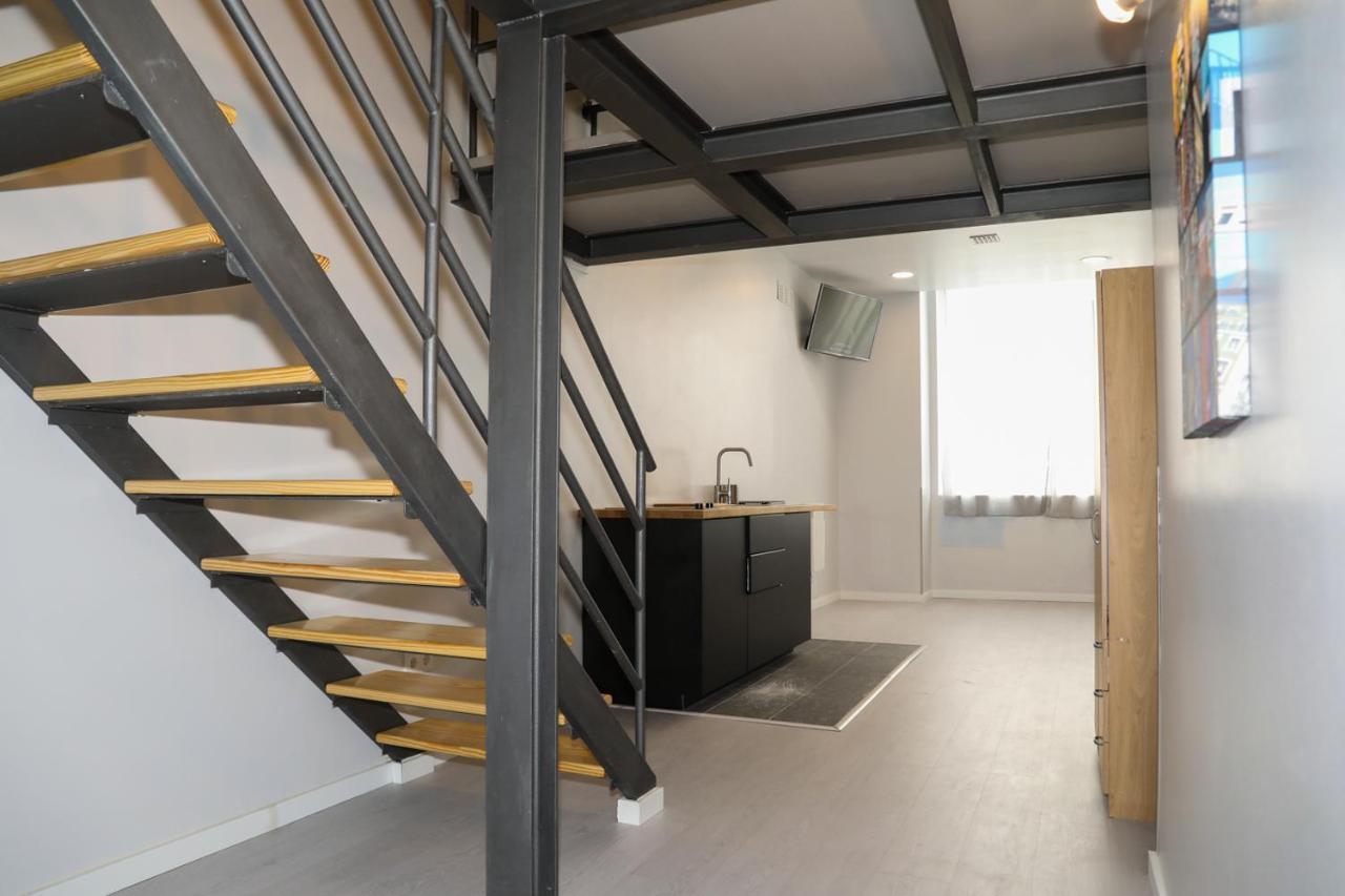 Apartamentos Lux Dinastia Lisboa Exteriör bild