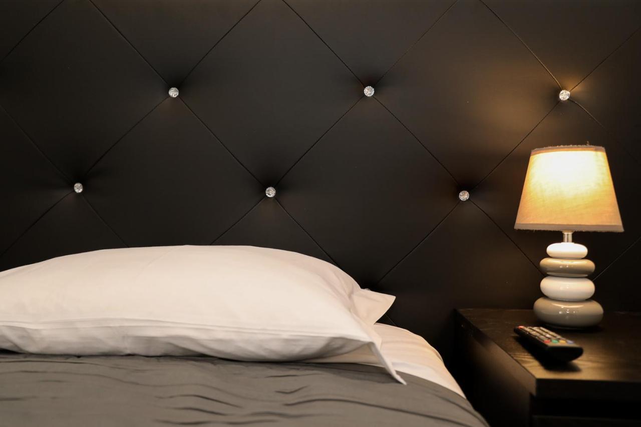 Apartamentos Lux Dinastia Lisboa Exteriör bild